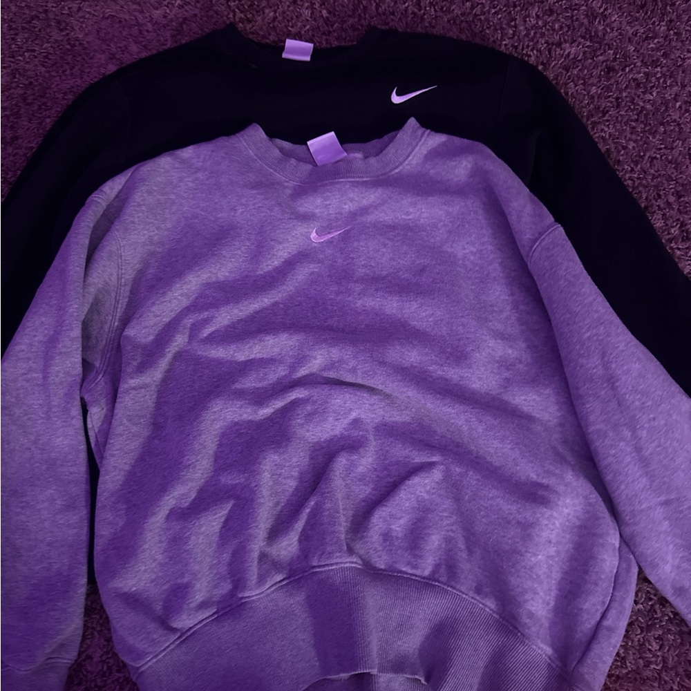 Nike Black and Gray Crewneck Sweatshirts